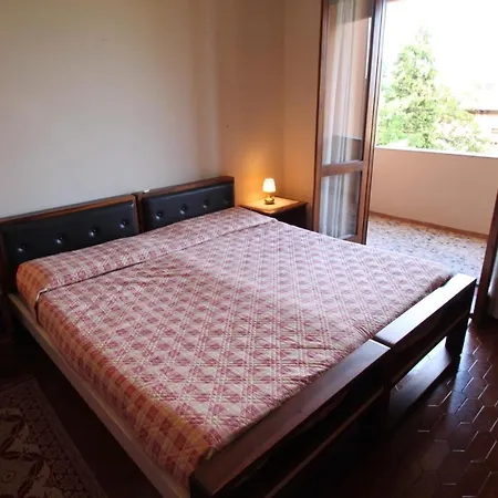 View Silvano * באוונו